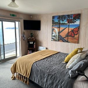 Bed and Breakfast Te Mata Bay Seaviews Tapu Exterior photo