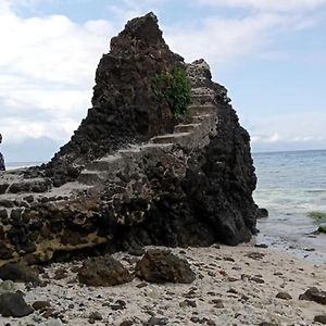 Jeremiah Homestay Near Masasa Beach Batangas Exterior photo