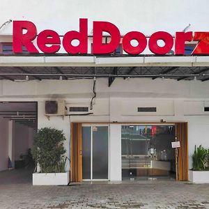 Hotel Reddoorz Near Prambanan Temple Klaten Exterior photo