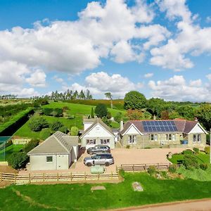 Villa 6 Bed In St Andrews 89572 Leuchars Exterior photo