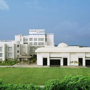 Hotel Courtyard By Marriott Gorakhpur Exterior photo