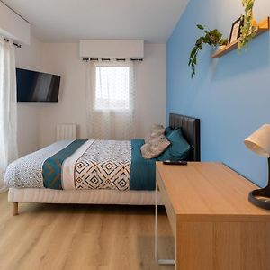 Bed and Breakfast Le Beau Refuge Parisien De Cergy - Parisian Modern Flat At Cergy Exterior photo