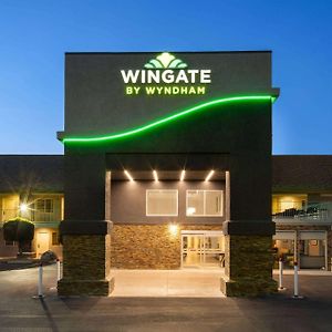 Hotel Wingate By Wyndham Cedar Stadt Exterior photo