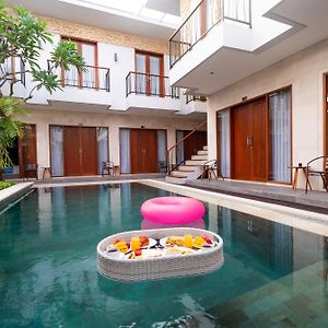 Mahesa Suites Seminyak Exterior photo