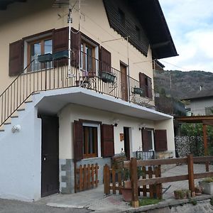 Villa La Petite Maison Aosta Exterior photo