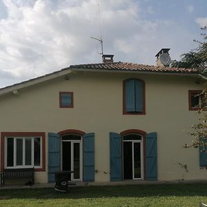 Ferienwohnung Chambre La Noyeraie Saint-Nicolas-de-la-Grave Exterior photo