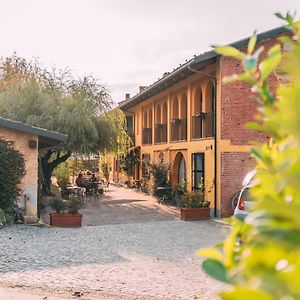 Villa Agriturismo Cascina Barin Roddi Exterior photo