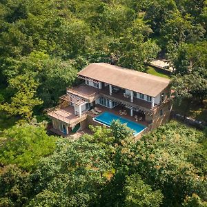 Eden Glade - Khopoli - Mountain-View Villa With Private Pool, Spacious Decks & Indoor Activities Exterior photo