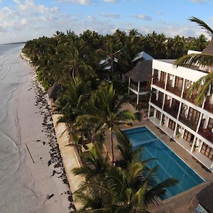 Sky&Sand Zanzibar Beach Resort Pwani Mchangani Exterior photo