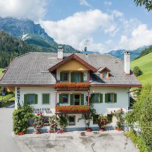 Gasthof Albergo Dolomiten Prags Exterior photo