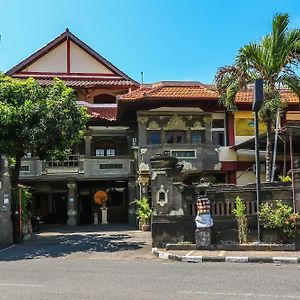 Super Oyo 1927 Hotel Candra Adigraha Denpasar Exterior photo