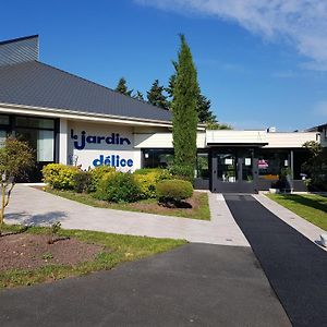 Hotel Restaurant Le Jardin Délice Saint-Victor-des-Oules Exterior photo