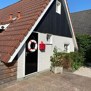 Villa De Lauwersmeer Vogel mit eingezäuntem Garten Anjum Exterior photo