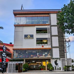 Hotel Golden Riviera Mysore Exterior photo