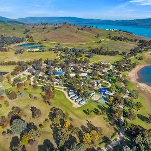 Hotel Lake Hume Holiday Park Exterior photo