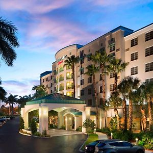 Courtyard By Marriott Fort Lauderdale Airport & Cruise Port Dania Beach Exterior photo