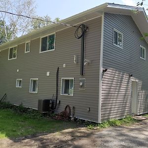 Pigeon Lake Cottage Kawartha Lakes Exterior photo