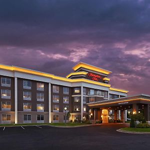 Hampton Inn Holland Exterior photo