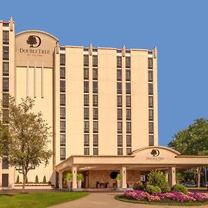 Hotel Doubletree By Hilton Philadelphia Airport Exterior photo