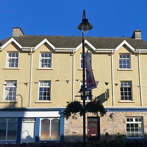 Villa Paddy Mac'S Self Catering Holiday Bar Drumshanbo Exterior photo