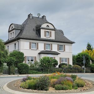 Elena Kempf Haaratelier&Guesthouse Braunfels Exterior photo