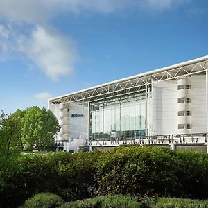 Hotel Hilton London Heathrow Airport Hillingdon Exterior photo