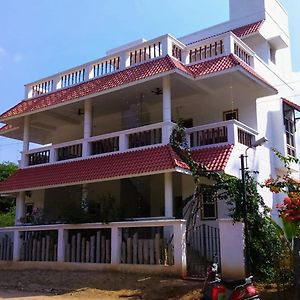 Tranquility Guest House Tiruchirappalli Exterior photo