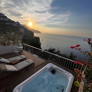 Seajewelsdeluxurysuite Amalfi Exterior photo