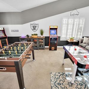 Villa Sports Themed--Automated King Bed--Family Friendly--5 Miles To Strip Las Vegas Exterior photo