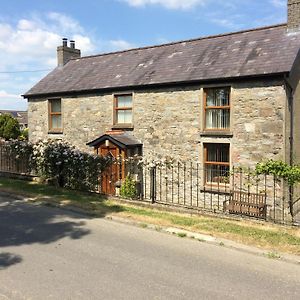 Villa Grove Fort Self Catering Farmhouse Finnis Exterior photo