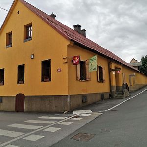 Bed and Breakfast Penzijon Urbanc Lovrenc na Pohorju Exterior photo