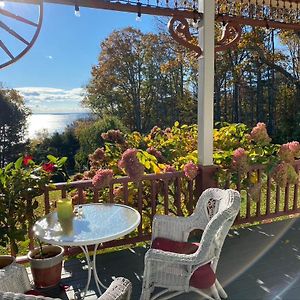 Bed and Breakfast Victorian By The Sea Lincolnville Exterior photo