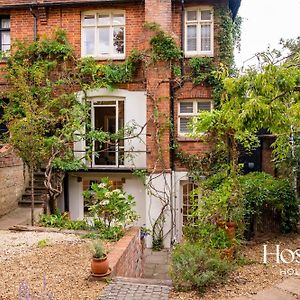 The Victoria - 4 Bedroom Townhouse With Parking Henley-on-Thames Exterior photo