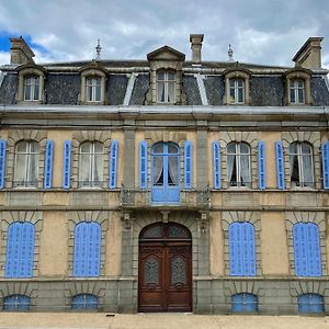 Bed and Breakfast Maison D'Hercule Mayenne Exterior photo