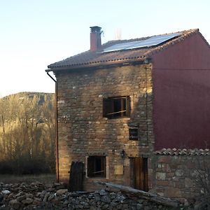 Gasthaus Casa Rural La Tormenta Albendiego Exterior photo