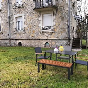 Grand Appartement Avec Jardin Bretenoux Exterior photo