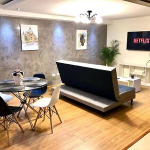 Ferienwohnung Elegant Loft Remigio Crespo Netflix + Garage Cuenca Exterior photo