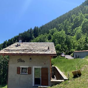 Ferienwohnung Agriturismo Mondolegro - Chiesa In Valmalenco Torre di Santa Maria Exterior photo