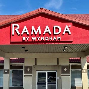 Hotel Ramada By Wyndham Lumberton Exterior photo