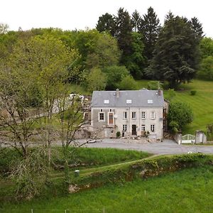 Hotel Vue Du Vallon Bersac-sur-Rivalier Exterior photo