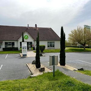 Hotel Campanile Montlucon ~ Saint-Victor Exterior photo