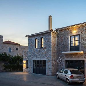 Mani Stone Built Home A Breath Away To The Sea Stoúpa Exterior photo