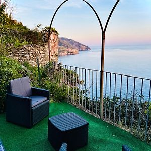 Villa Il Grecale - Confirenthouse Corniglia Exterior photo