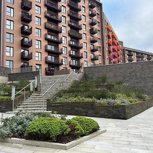 Captivating 2-Bed Apartment In Maidstone Exterior photo