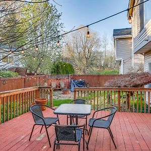 Kent Vacation Rental With Private Yard And Fire Pit! Exterior photo