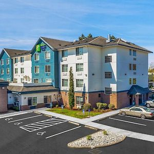 Holiday Inn Express Hotel&Suites Portland - Jantzen Beach, an IHG Hotel Exterior photo