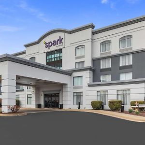 Hotel Spark By Hilton Winchester Exterior photo