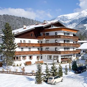 Hotel Schönegg Seefeld in Tirol Exterior photo