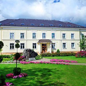 Hotel Lucia Ludza Exterior photo