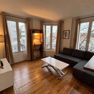 Elegant 1-Bedroom Completely Renovated - Paris Les Lilas Exterior photo